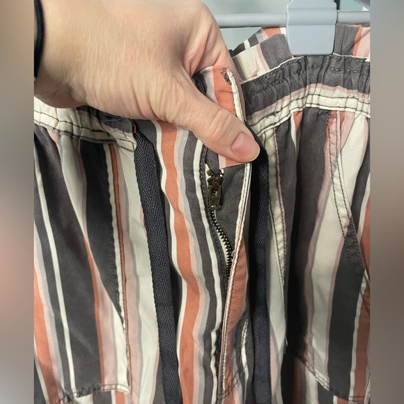 American Eagle striped garbage bag‎ jogger style pants size large - Picture 4 of 11